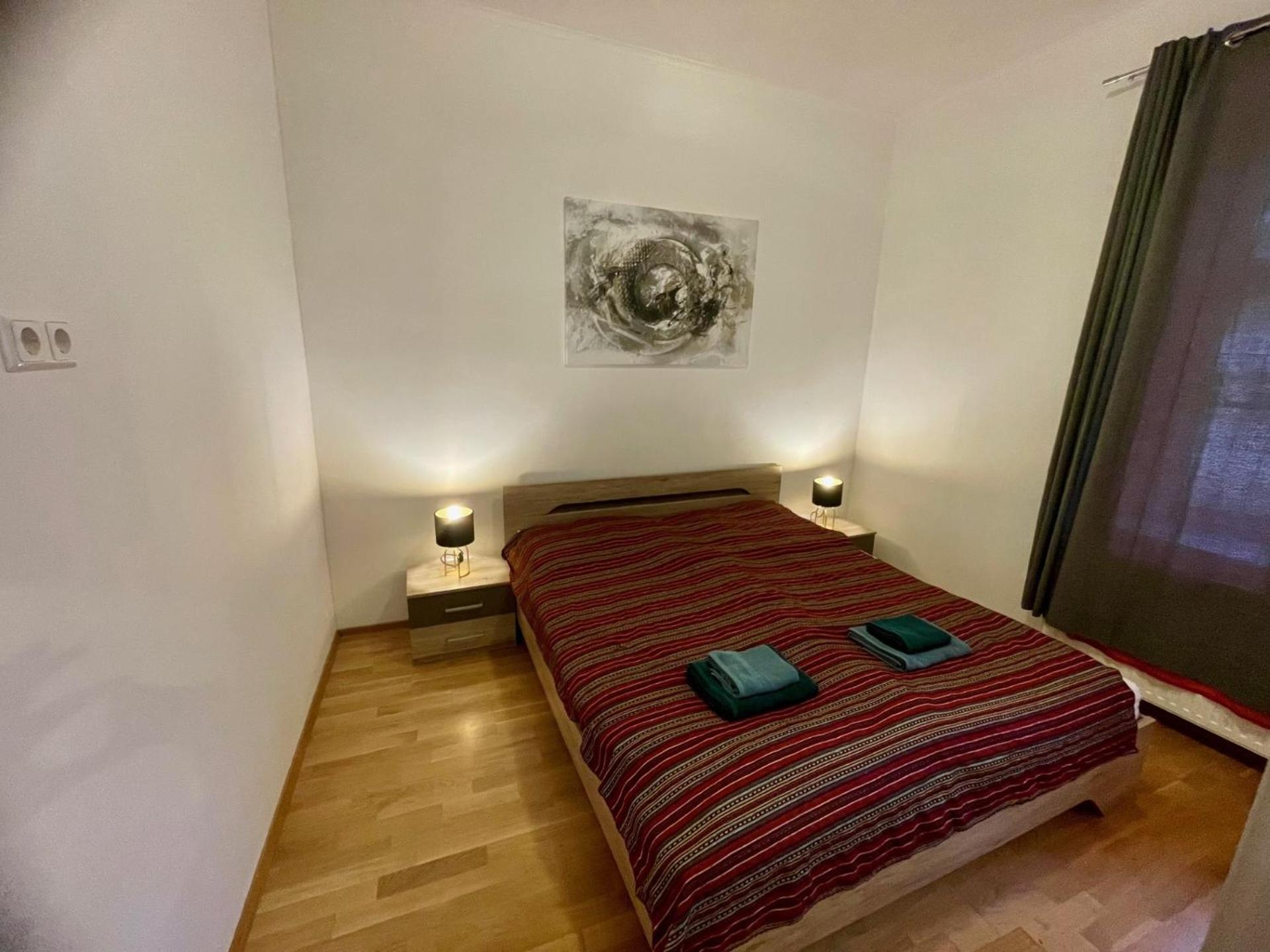 Bobbys Gartenapartment Krems an der Donau Exterior foto
